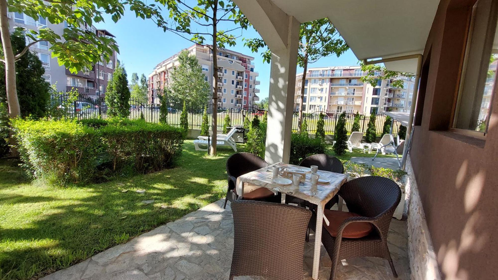 Diamond Palace Slantchev Briag Extérieur photo